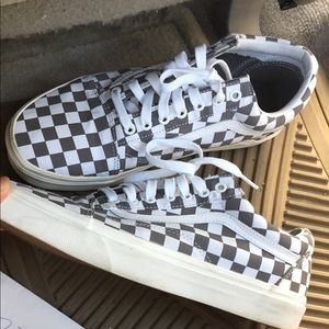 Vans Old Skool Grey checkerboard size 11 used